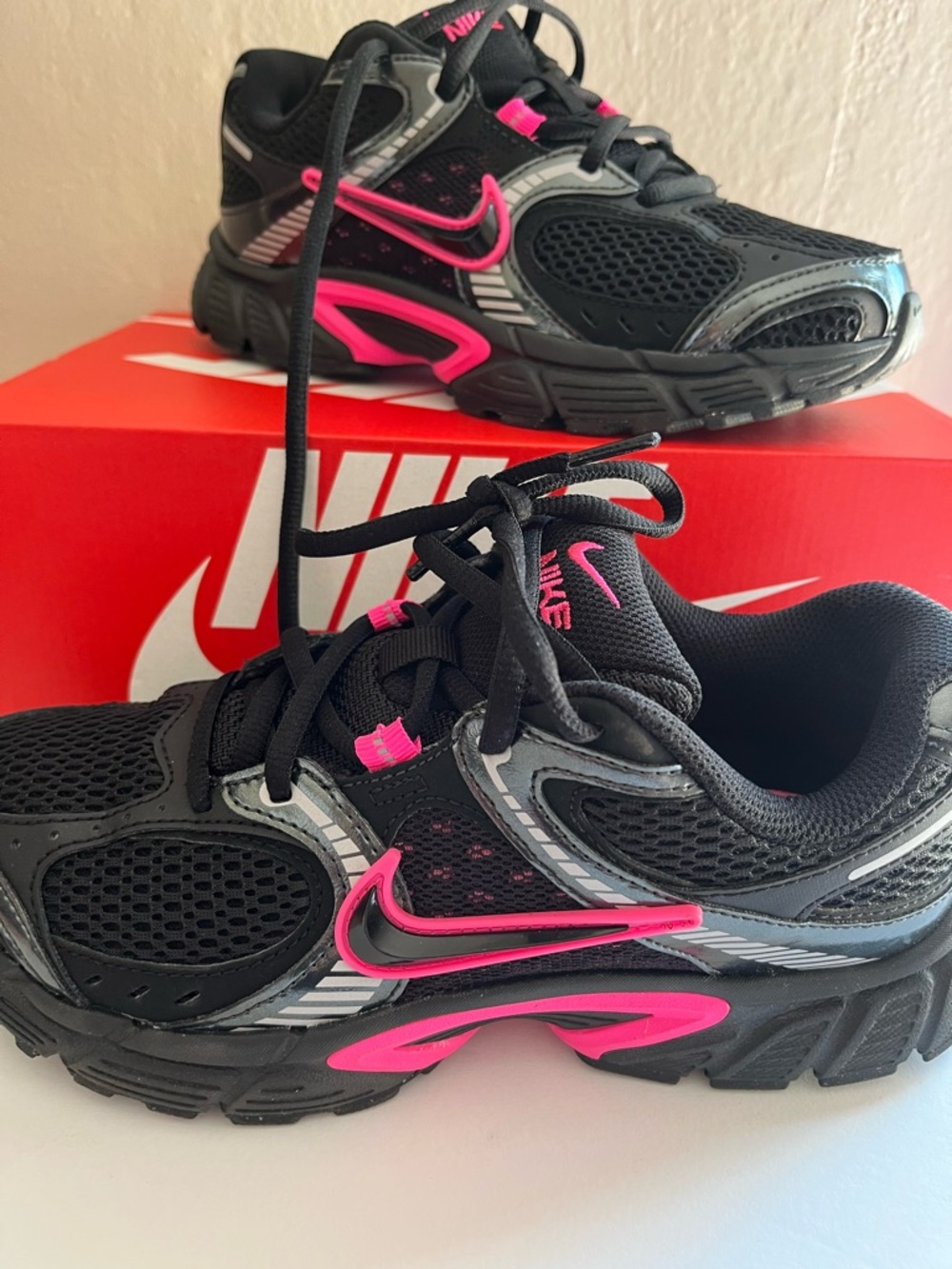 Nike Kids Black Sneakers with Hot Pink Accents